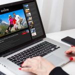 streaming na laptopie